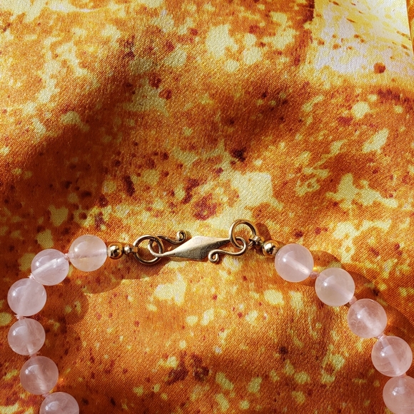 Rose Quartz Hand Carved Necklace. - Picture 3 of 6